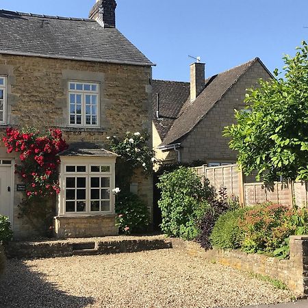 Spring Cottage バートン・オン・ザ・ウォーター エクステリア 写真